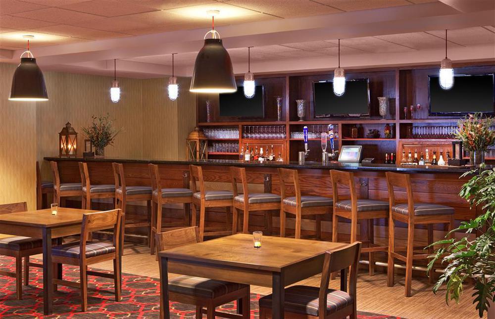 Sonesta Essential Minot Hotel Restaurant foto