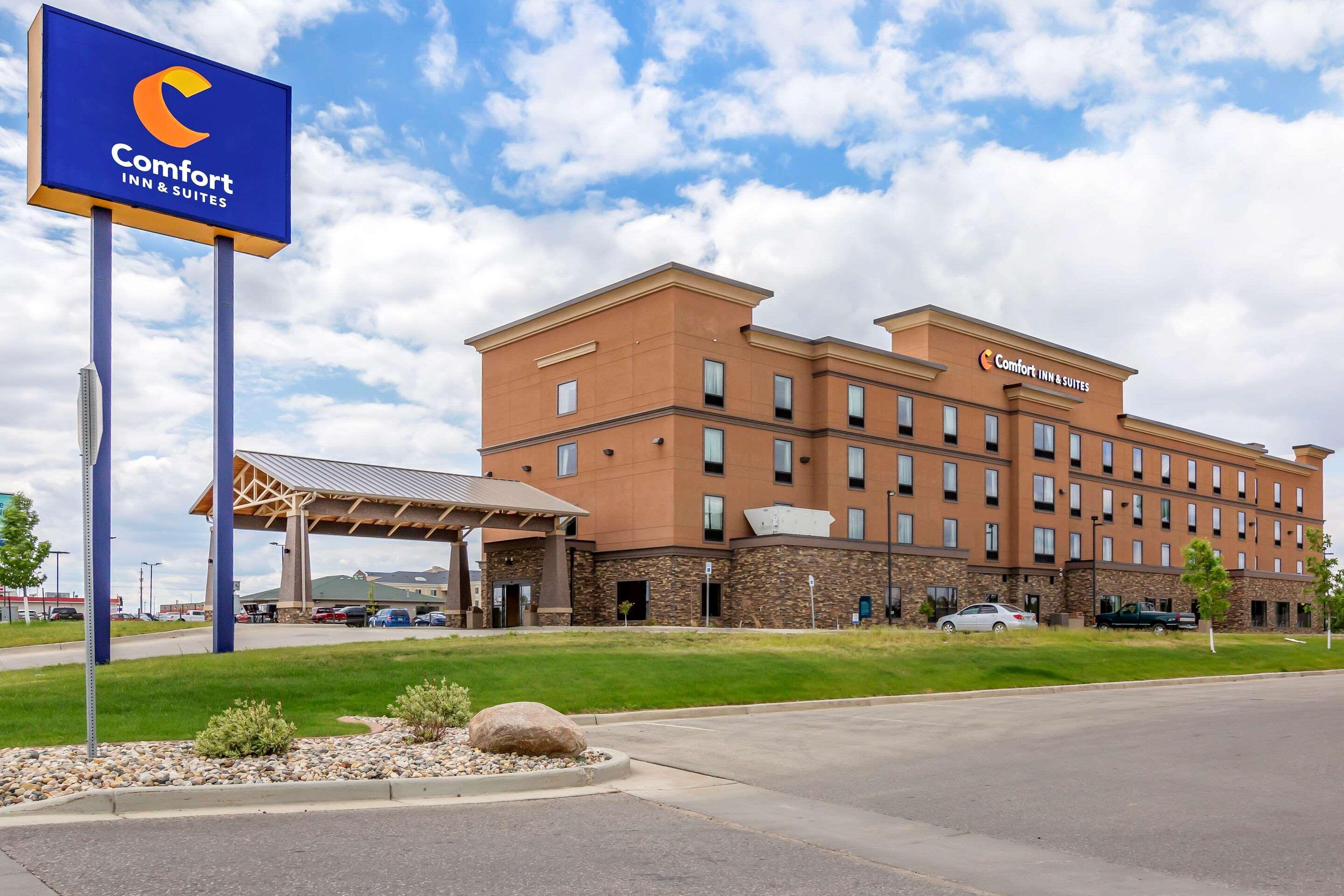Sonesta Essential Minot Hotel Exterior foto